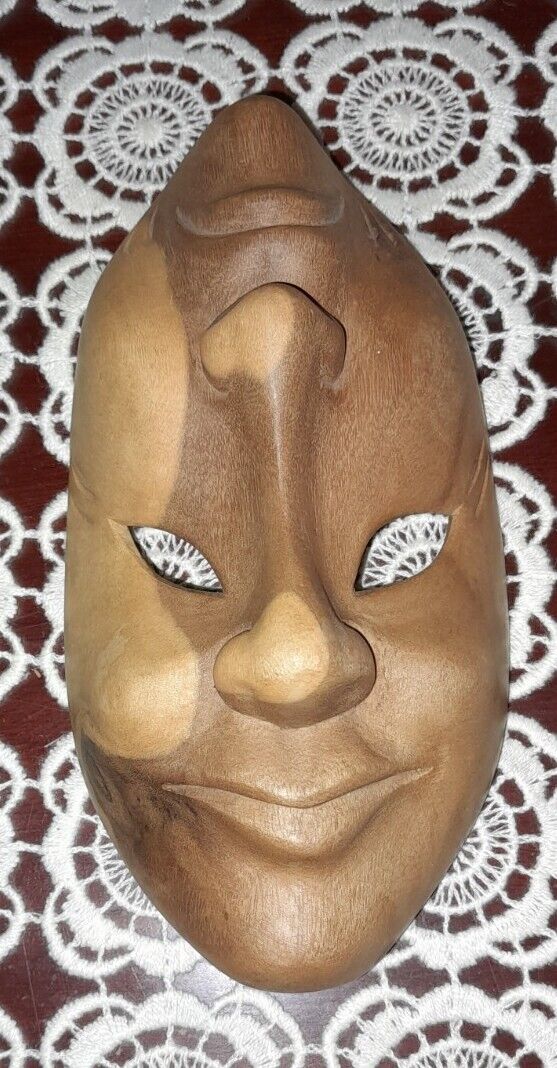 Unique Wood Mask 