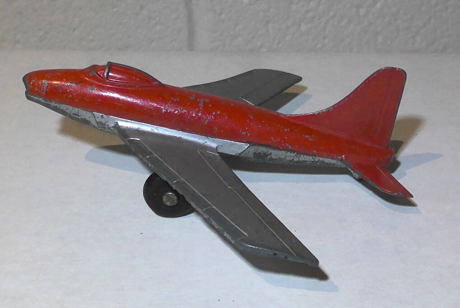 Vintage Tootsietoy F-86 Sabre Jet Airplane 2 Piece Body 1950
