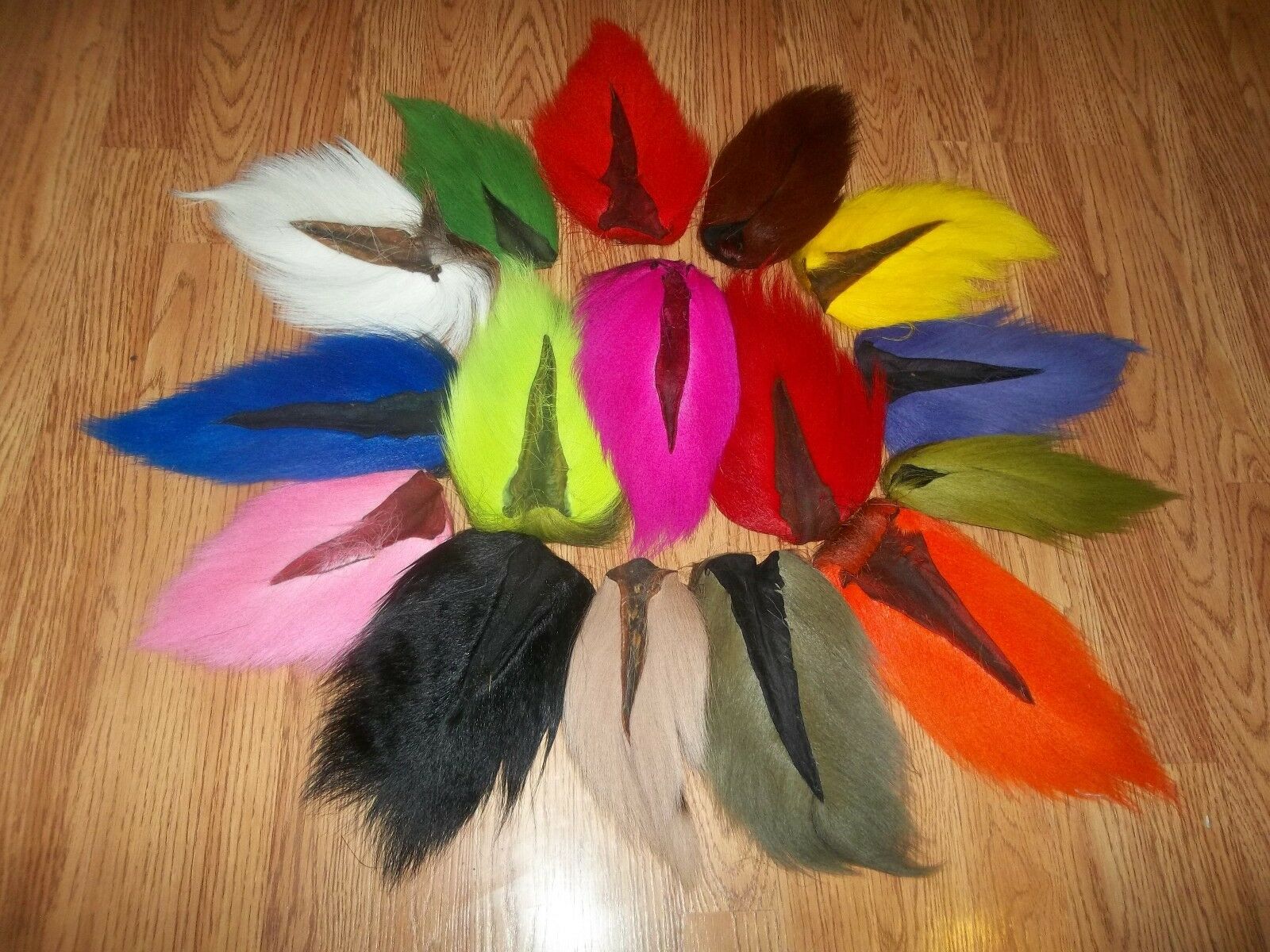 1  Buck Tail Deer Tails  - Premium Fly Tying Fishing Material - Natural & Dyed