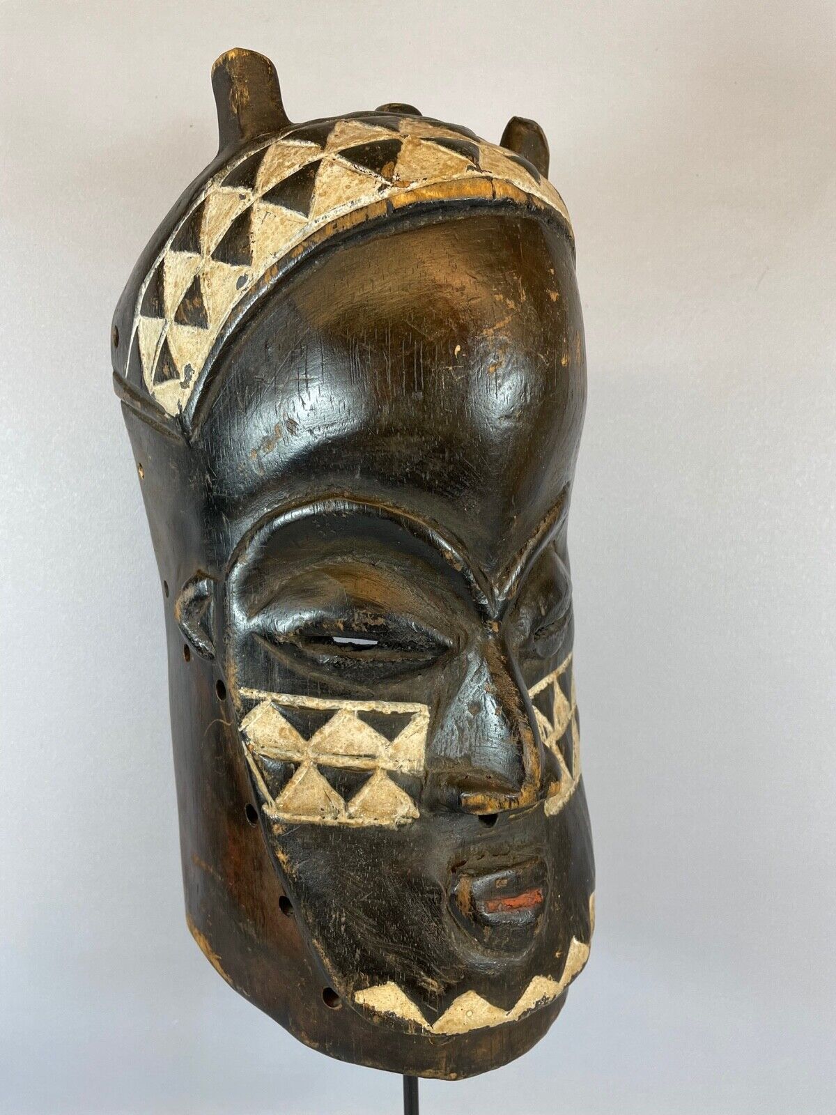 210957 -  Tribal used African mask from the Luba - Congo.